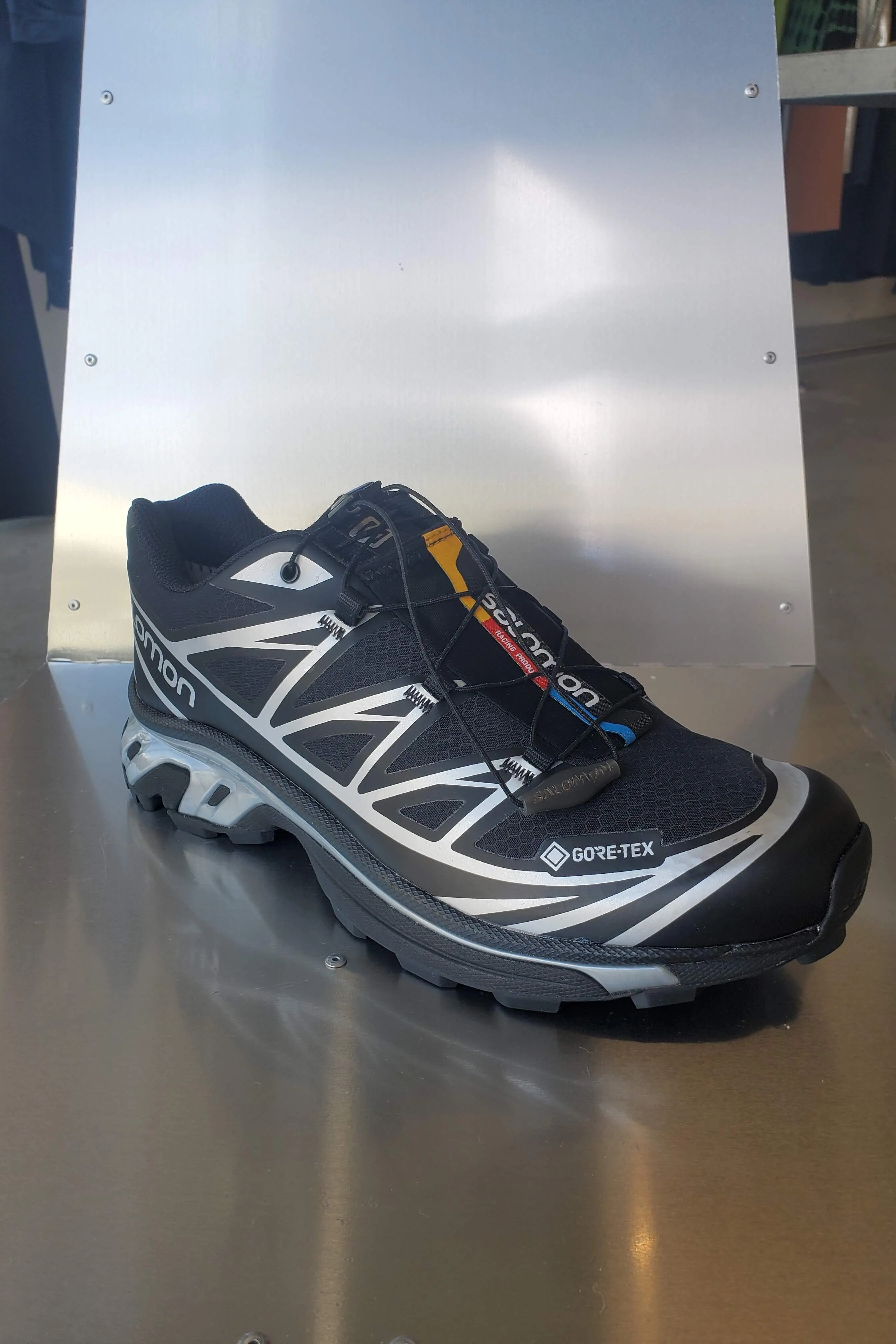 Salomon XT6 - Black / Black / Silver